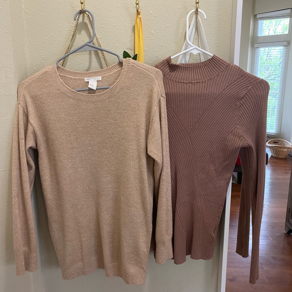 H&M sweaters lot of 2